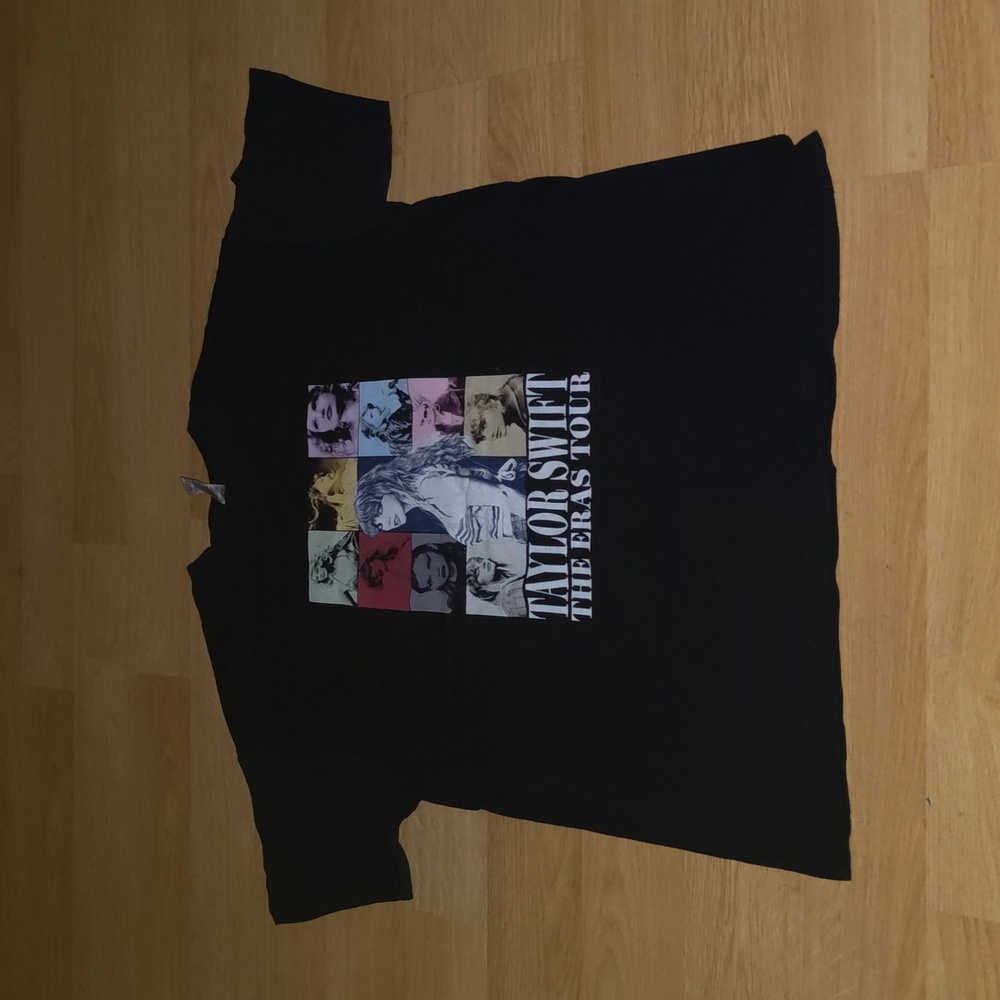 Taylor Swift The Eras Tour Graphic Crewneck Short Sleeve T-Shirt  L